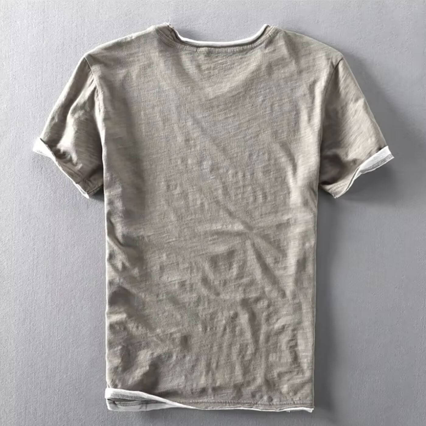 John™ – Bekväm T-shirt i Hög Kvalitet Perfekt För Sommaren