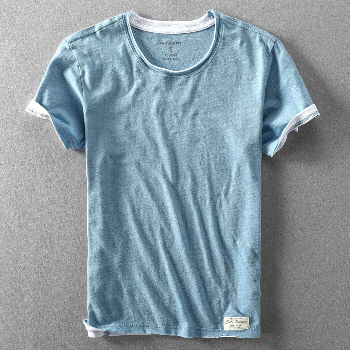 John™ – Bekväm T-shirt i Hög Kvalitet Perfekt För Sommaren