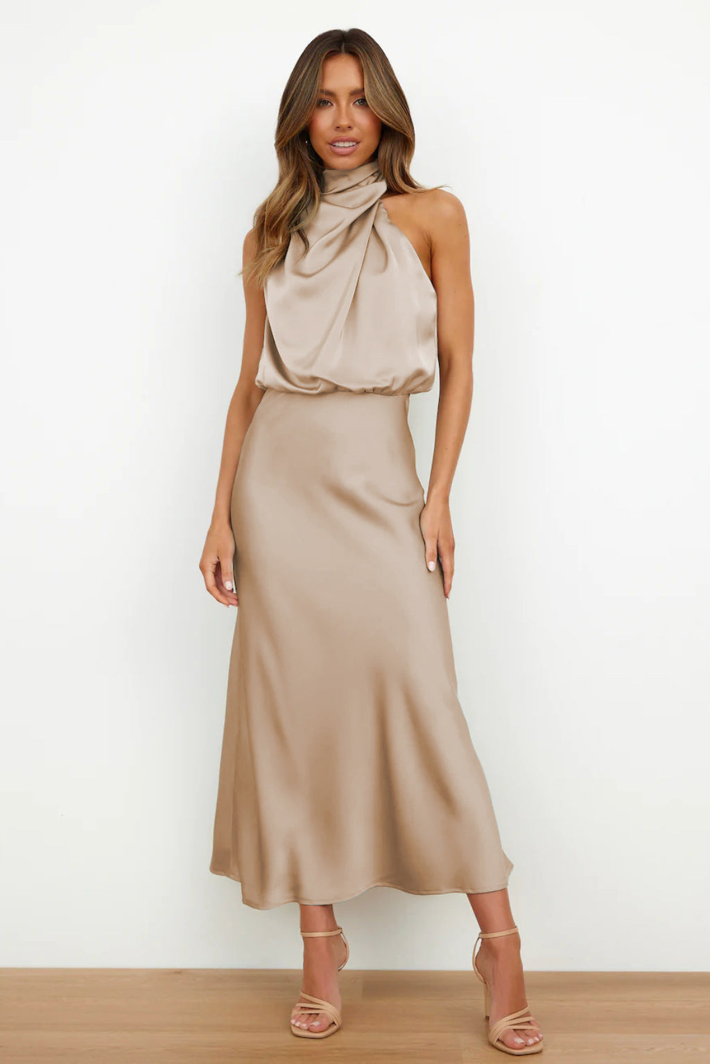 Solveig™ – Elegant Maxiklänning i Sidenlook