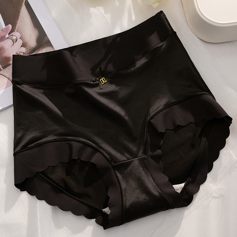 Silka™ - Antibakteriella Hygroskopiska Luktfria Gynekologiska Silkesunderkläder (2+1 GRATIS)